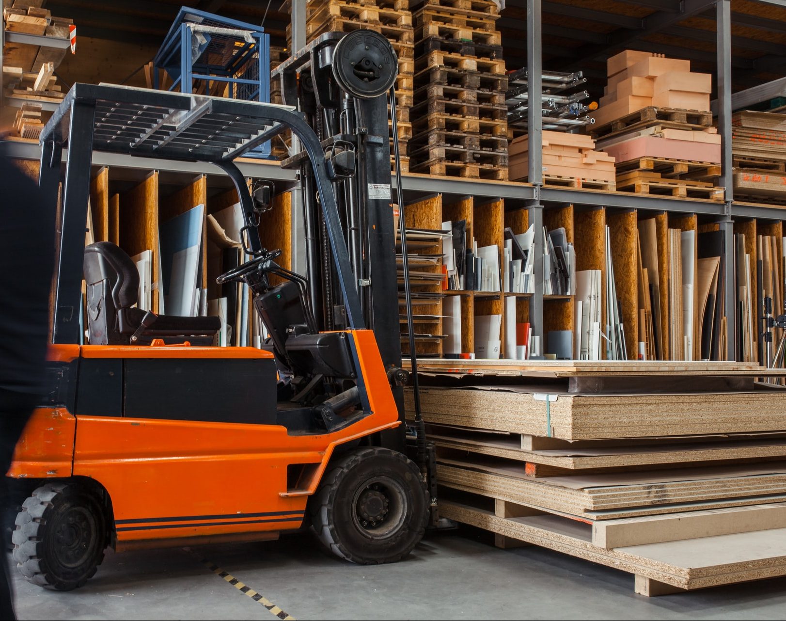 How to Rent a Forklift – The Beginner’s Guide